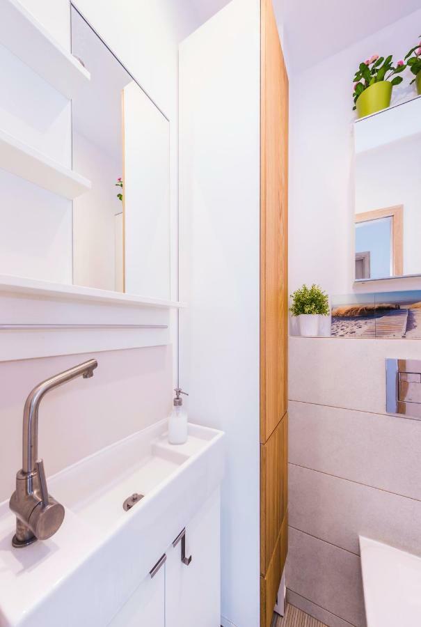 Beso Apartment กดัญสก์ ภายนอก รูปภาพ